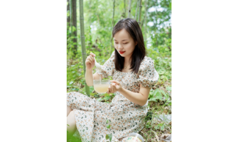 為何99%漂亮女性每天都在喝一杯有機(jī)野生葛根粉？