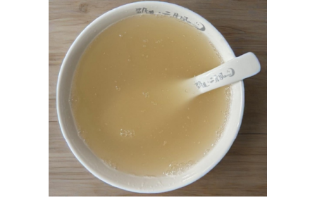 葛粉沖調(diào)新手必看！告別“白色尷尬”，一碗晶瑩剔透的有機(jī)野生葛根粉是這樣沖出來的！